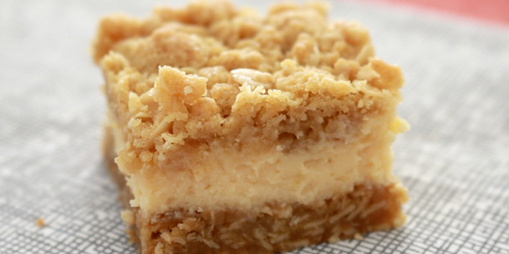 Lucious and Lemony Cheesecake Bars