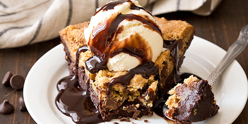 Brookie Pie - Layered Brownie and Chocolate Chip Cookie