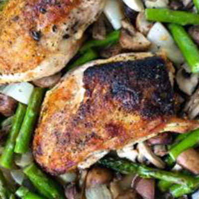 One Pan Chicken with Asparagus and Mushrooms in Lemon Sauce