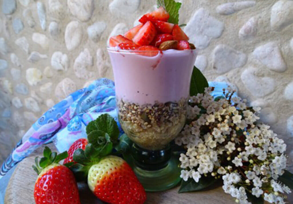 Breakfast Quinoa Parfait